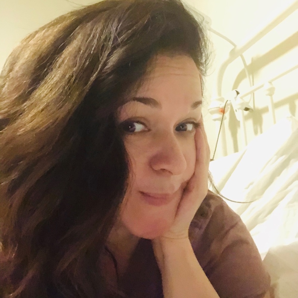 Meet your Posher, Carolina